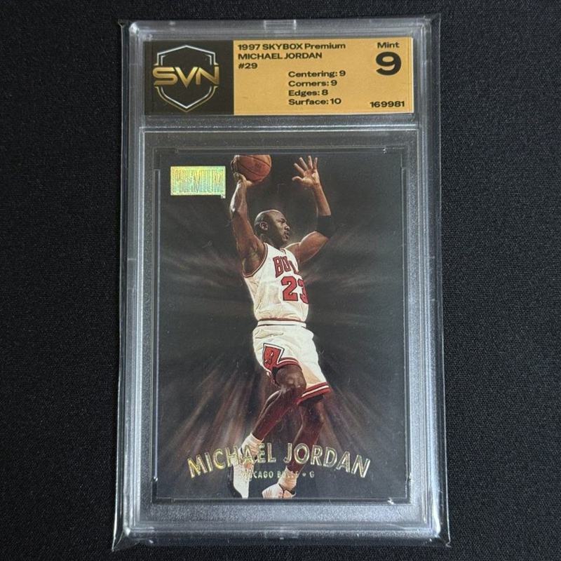 Zaprta SVN kapsula: Michael Jordan 1997 Skybox Premium #29, Mint 9, serijska 169981